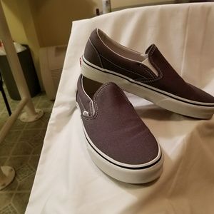 Vans slip on